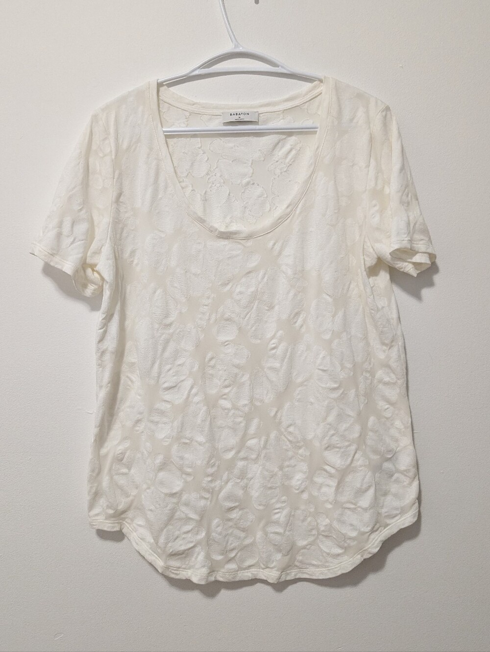 Babaton Aritzia White Floral Jacquard Burnout Scoop Neck Blouse Minimalist M